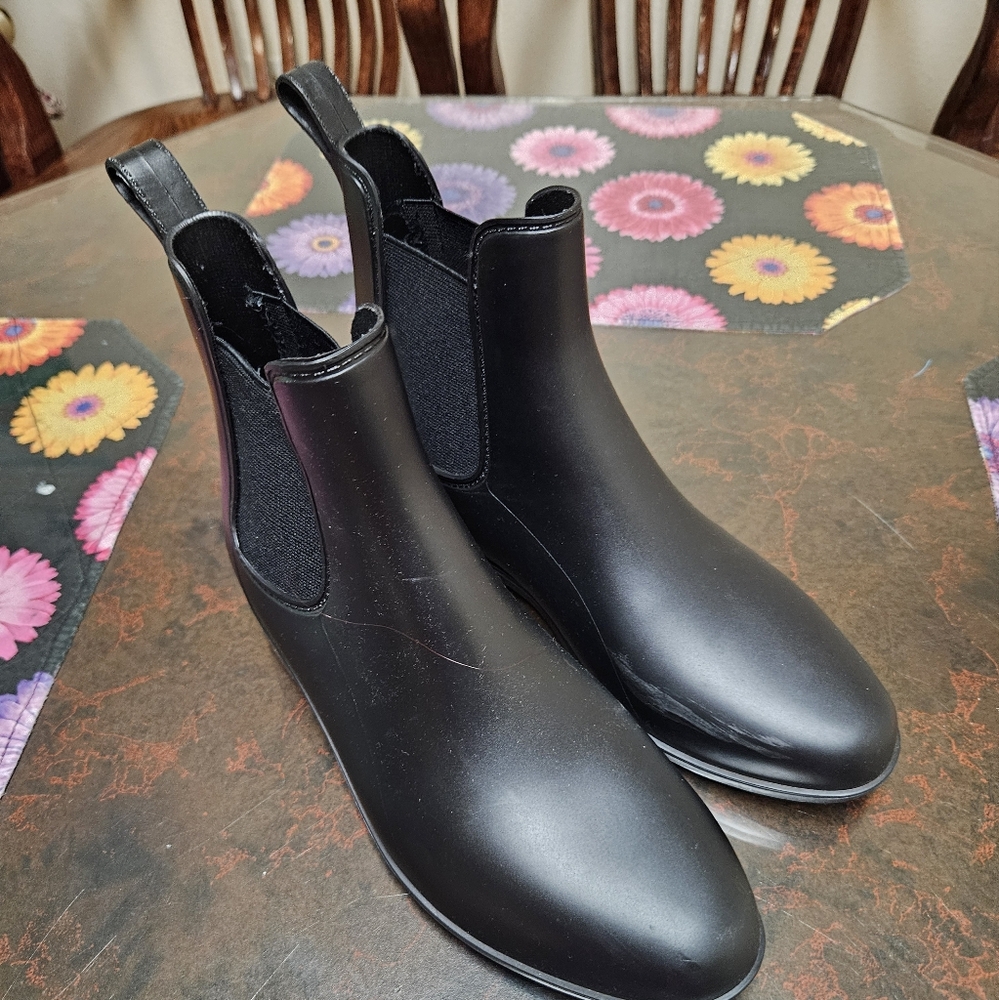 Rainboots